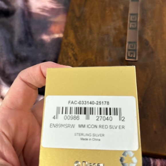 Disney Red Mickey Mouse Stud Earrings - Picture 4 of 5